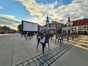 Kino plenerowe - polskie filmy na pszczyńskim ryn
