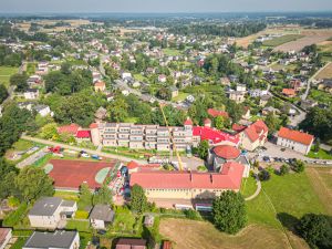 Trwają prace związane z modernizacją dachów w 