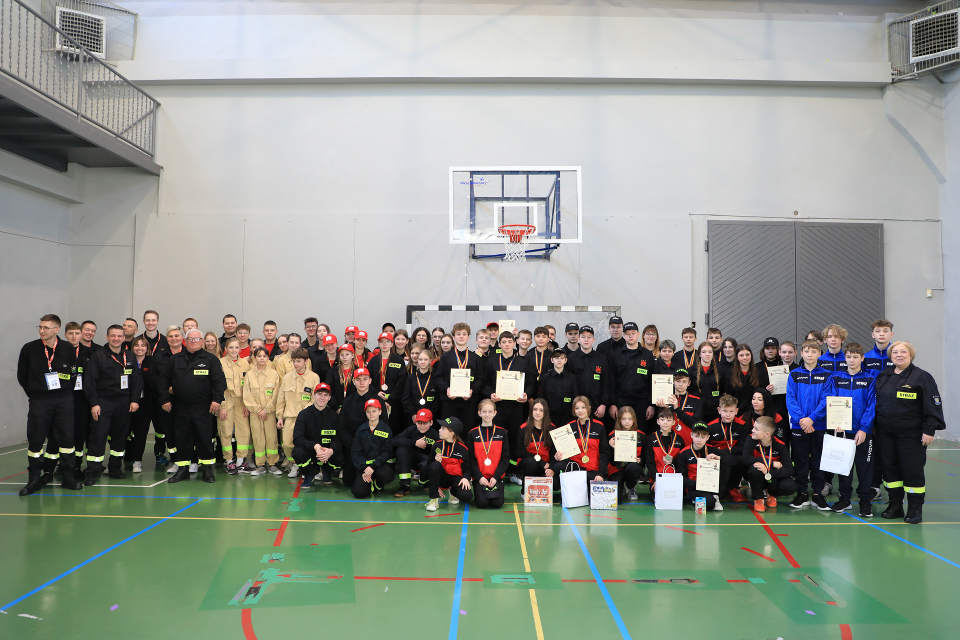 Halowe Młodzieżowe Zawody Sportowo-Pożarnicze w