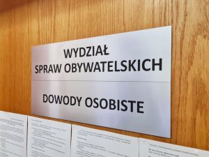 Od 16 marca 271 obywateli złożyło w urzędzie w