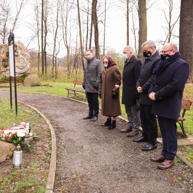 Rocznica zbrodni katyńskiej i masowej deportacji na Sybir - 13.04.2021