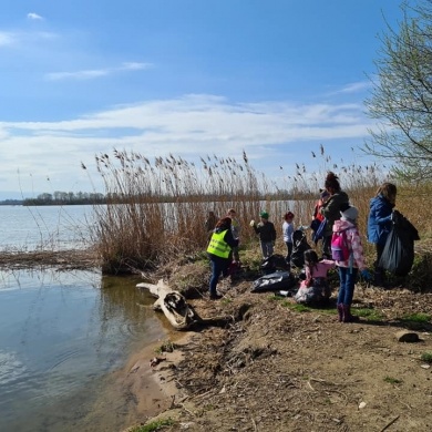 Akcja sprzątania obrzeży Jeziora Goczałkowickiego - 24.04.2021