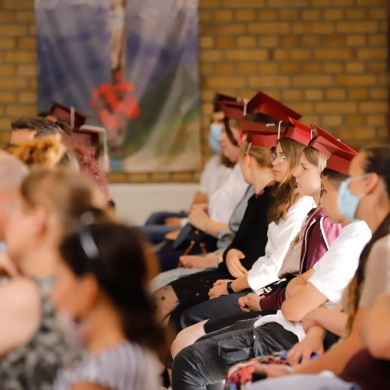 Zakończenie roku szkolnego klas ósmych w Zespole Szkolno-Przedszkolnym w Pszczynie - 24.06.2021