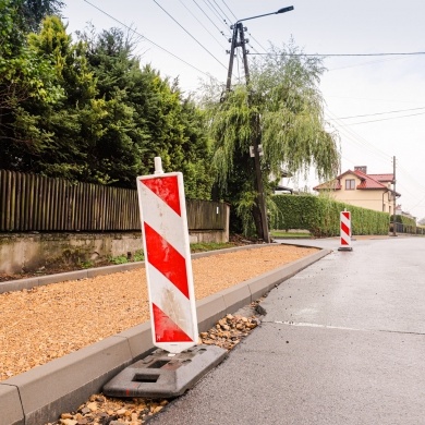 Budowa chodnika wzdłuż ul. 11 Listopada w Ćwiklicach - 27.07.2021