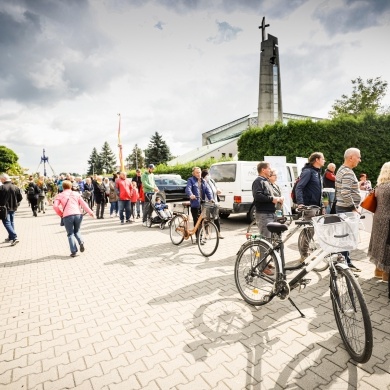 Inicjatywa wręczania mieszkańcom krzewów powiązana z akcją Gramy czysto! #smogover - 21.09.2021