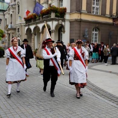 Przegląd zespołów folklorystycznych