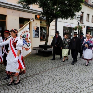 Przegląd zespołów folklorystycznych