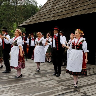 Przegląd zespołów folklorystycznych