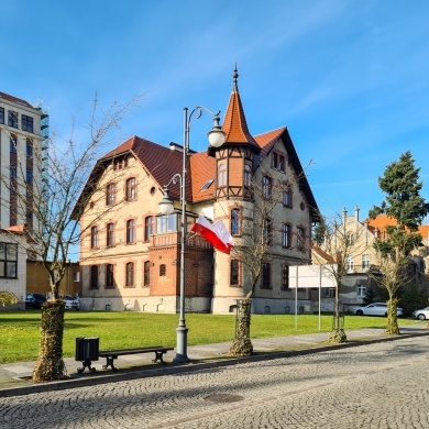 Biało-czerwone flagi na ulicach Pszczyny - 10.11.2021