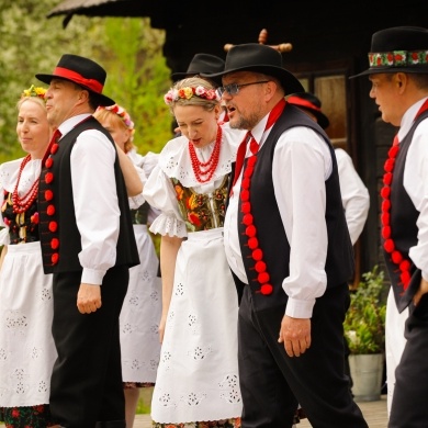 Stawianie moja w pszczyńskim skansenie - 01.05.2022