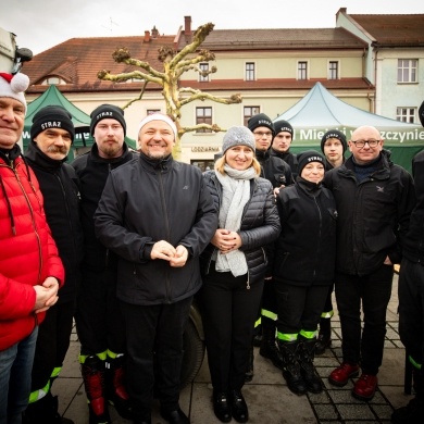 Tradycyjna zupa wigilijna na pszczyńskim rynku - 22.12.2024