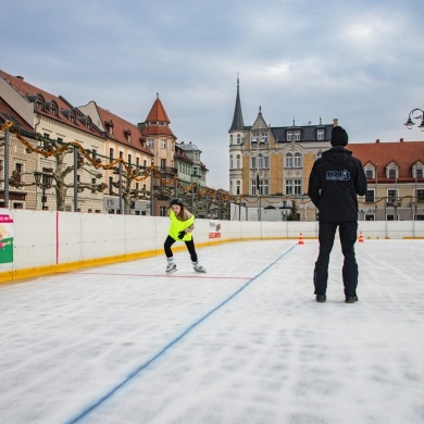 Zawody łyżwiarskie na lodowisku w Pszczynie - 12.02.2025