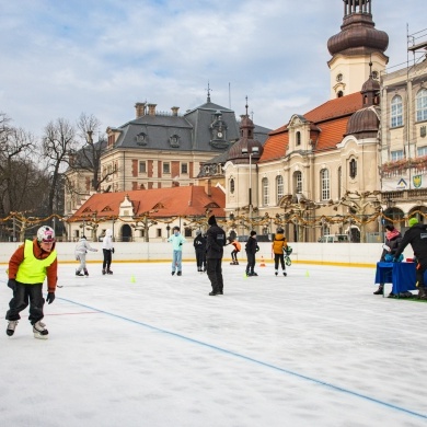 Zawody łyżwiarskie na lodowisku w Pszczynie - 12.02.2025