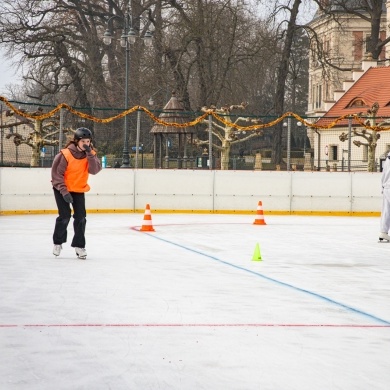 Zawody łyżwiarskie na lodowisku w Pszczynie - 12.02.2025